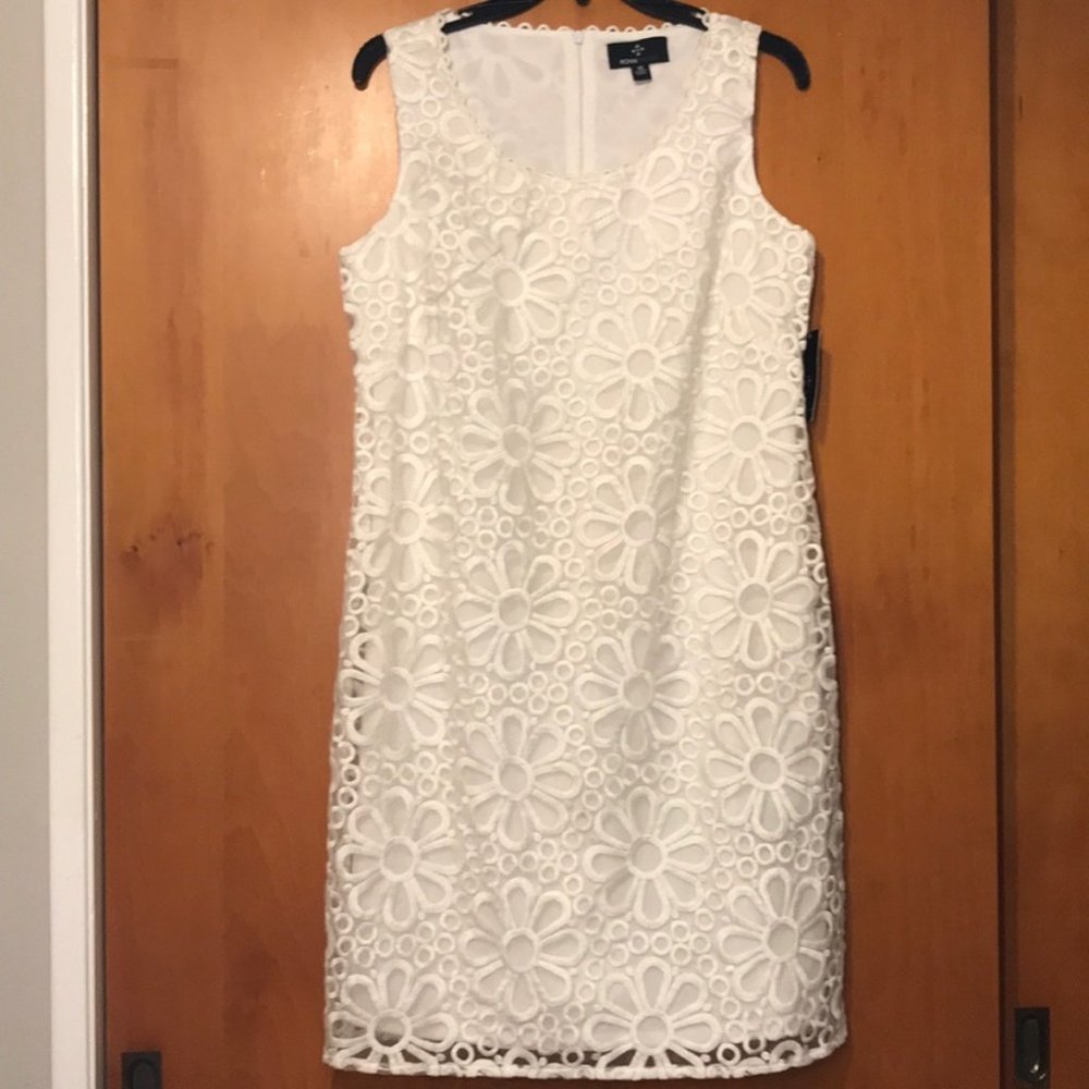 RONNI NICOLE🌻RETRO STYLE EMBROIDERED DAISY DRESS